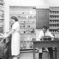 U of A Pharmaceutical Chemistry Lab, 1930