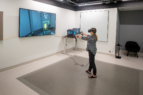 Person using VR lab